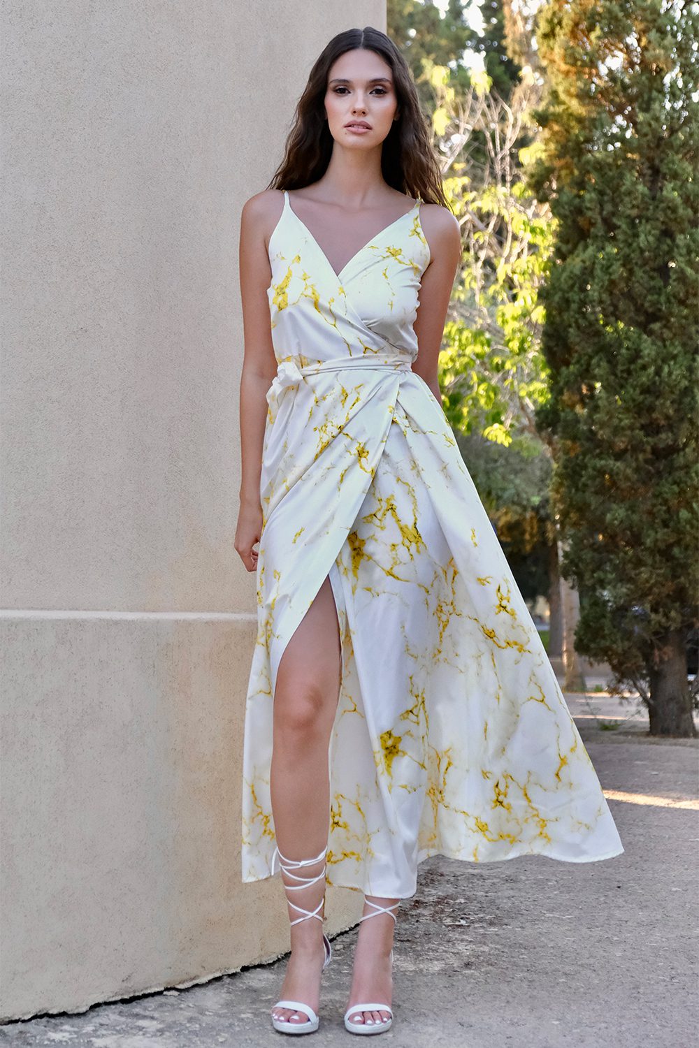 Κρουαζέ σατέν φόρεμα