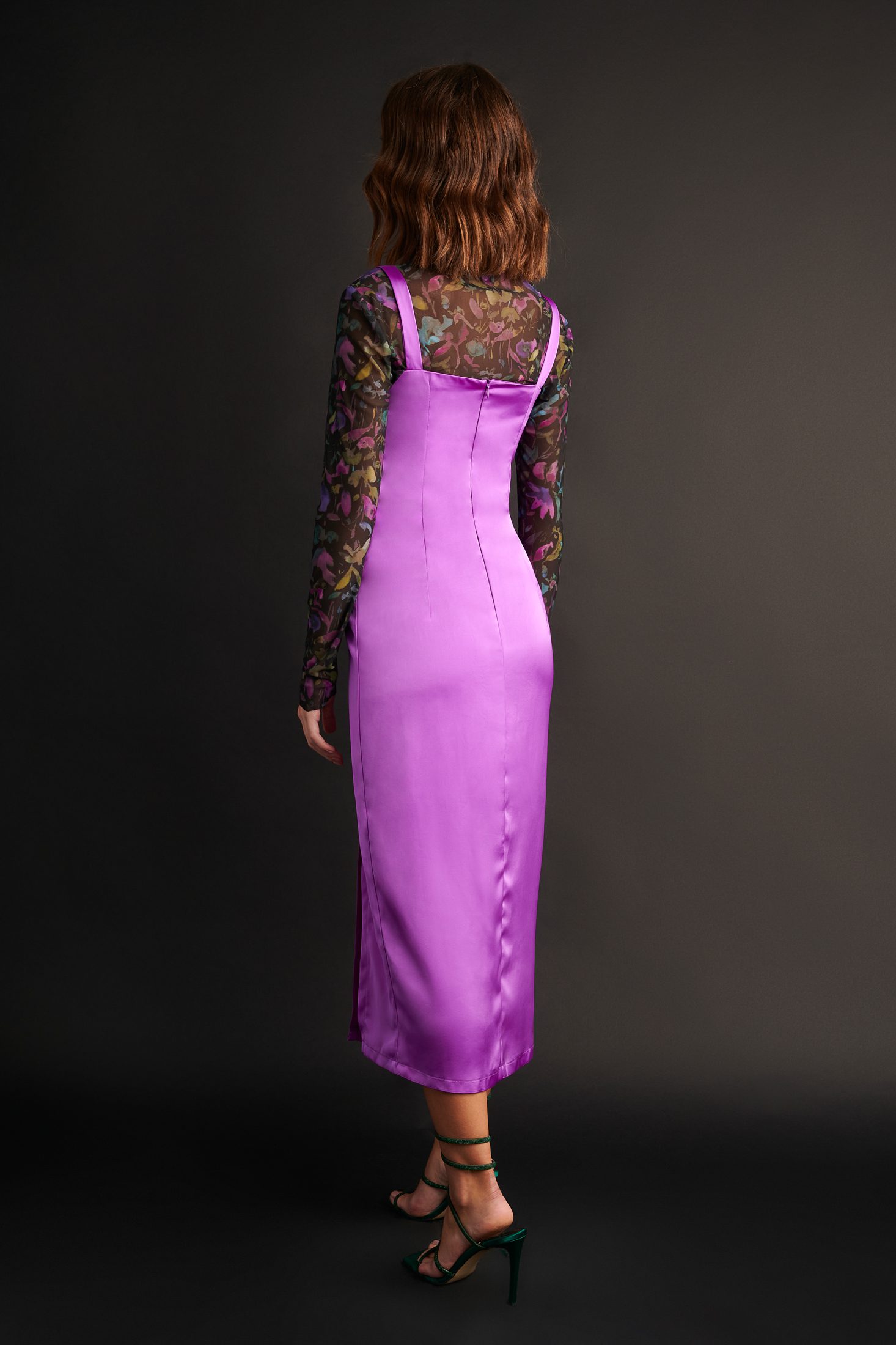 Σατέν μονόχρωμο midi φόρεμα