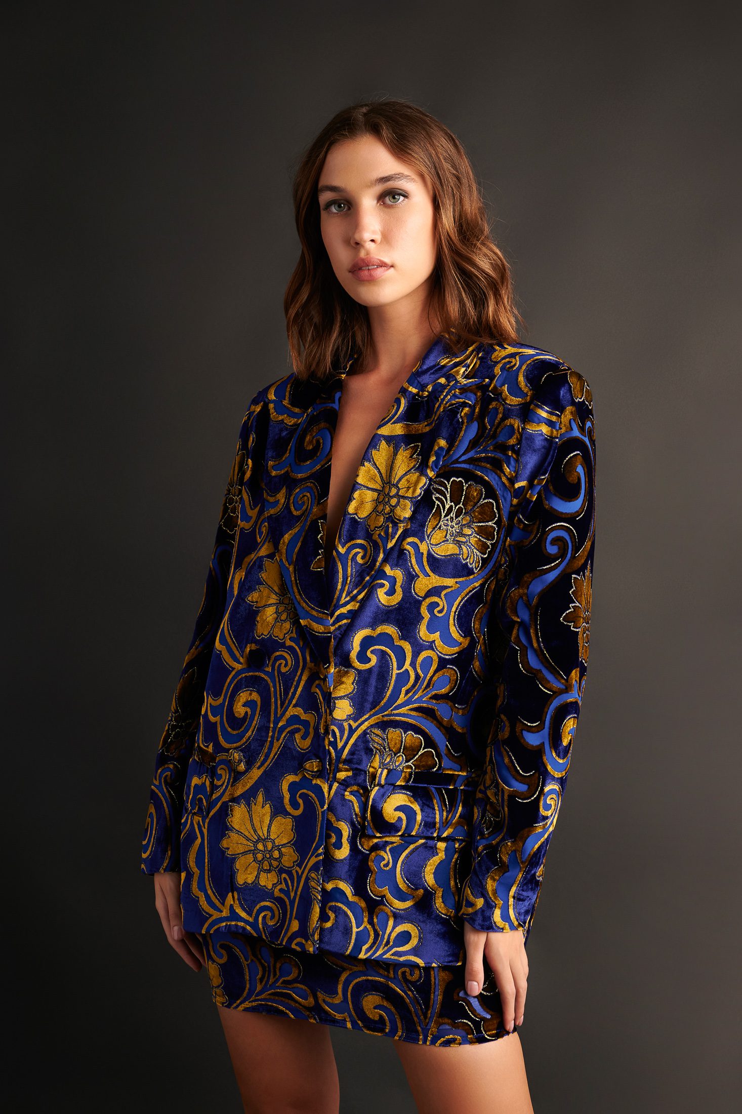 Μπλέ ντεβορέ βελούδο μπλέιζερ